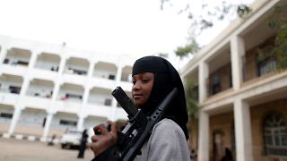 Jemen-Krieg: Vereinigte Arabische Emirate setzen Offensive aus
