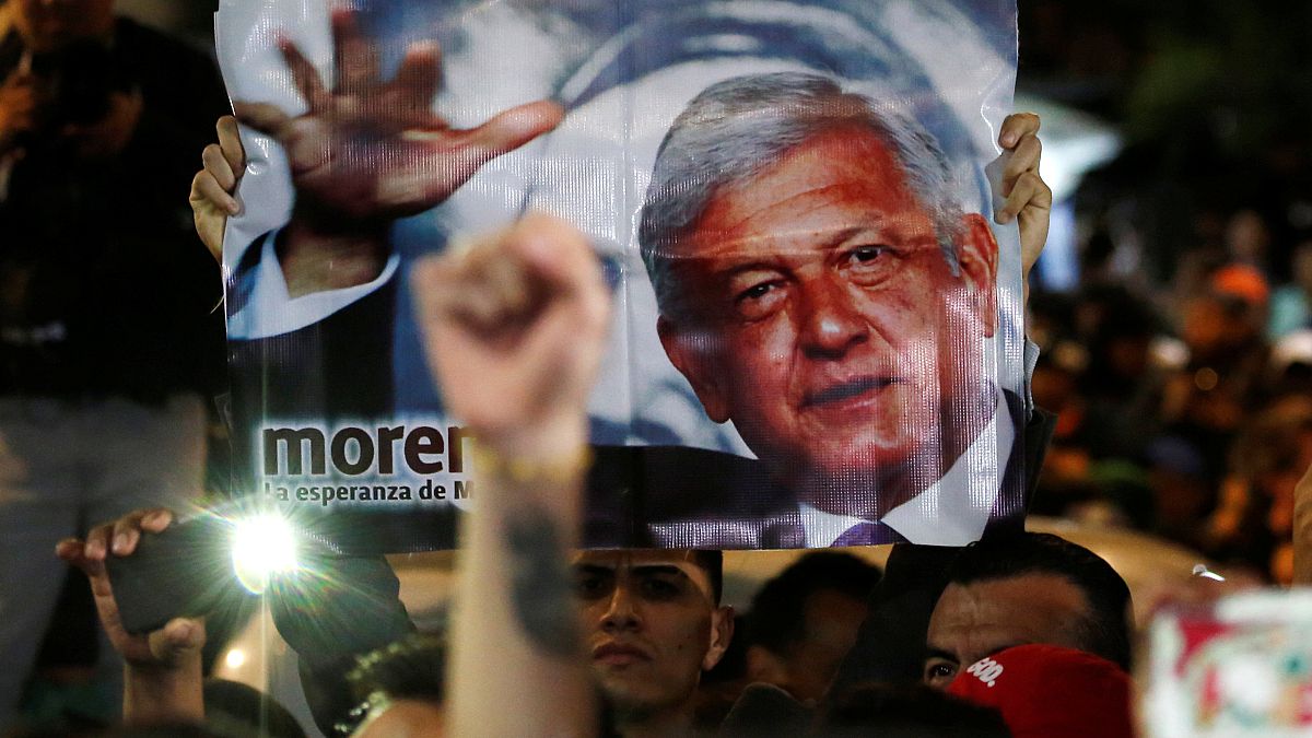 Meksika'da 70 yıl aradan sonra solcu devlet başkanı 