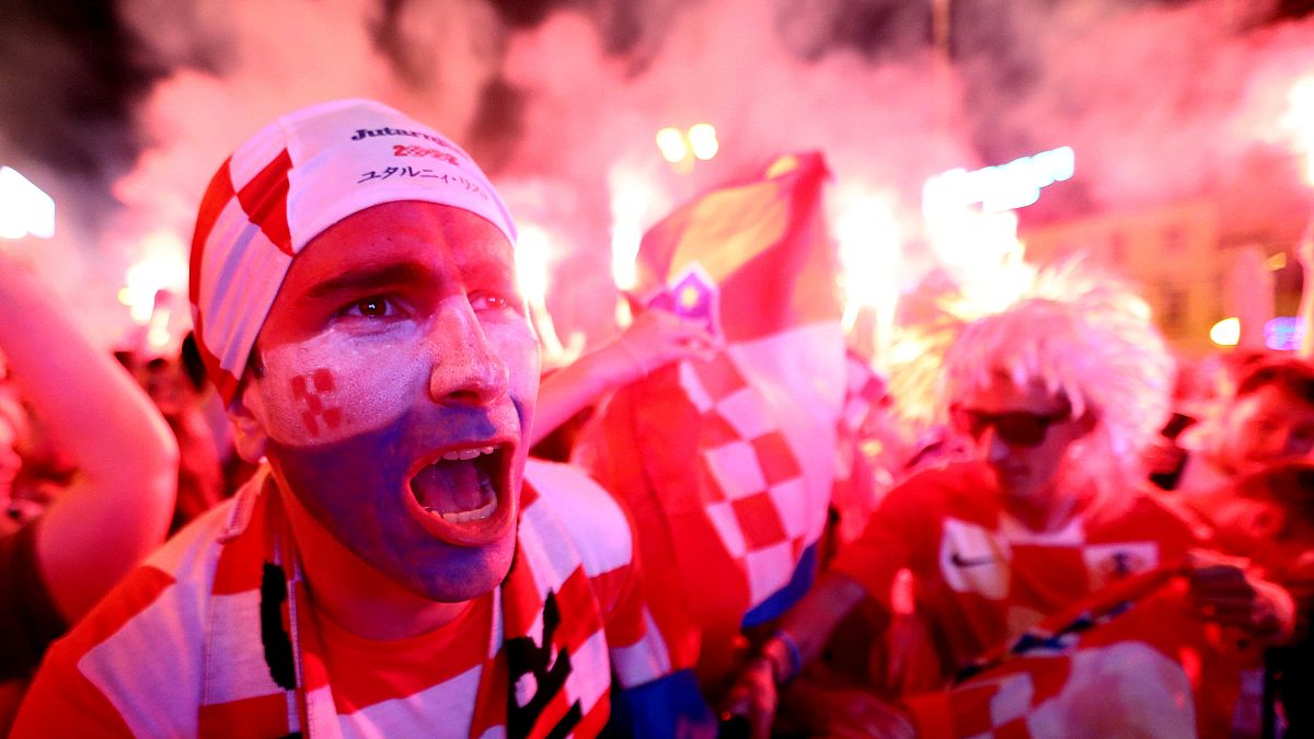 Orosz és horvát örömünnep, spanyol és dán gyász 