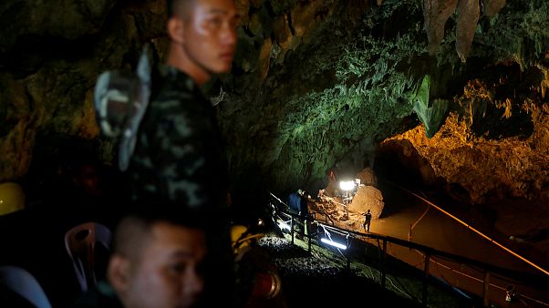 L'espoir subsiste pour les disparus de la grotte L'espoir subsiste pour les disparus de la grotte