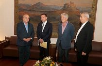 ΤτΕ: Ανησυχία για τα πρωτογενή πλεονάσματα