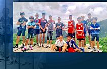 В Таиланде обнаружены пропавшие в пещере школьники