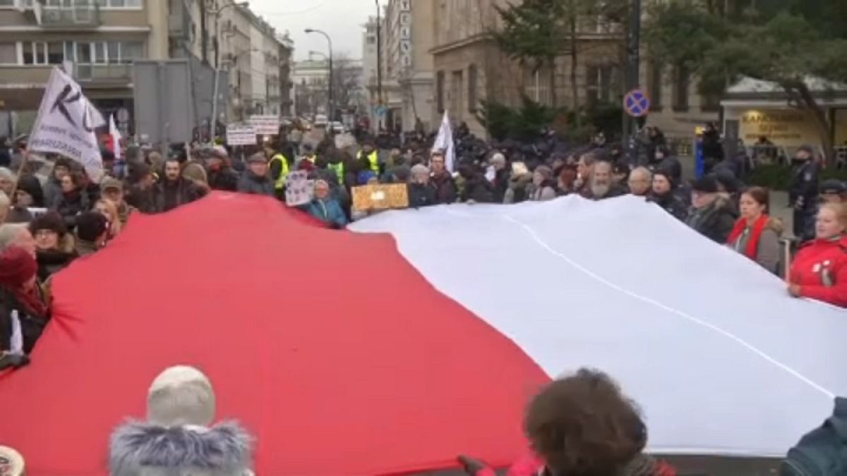 Polonia di nuovo in rotta di collisione con l'UE