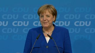 Merkel y Seehofer llegan a un acuerdo para zanjar la crisis migratoria