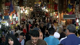 گزارش از تهران؛ افزایش نرخ ارز و تاثیر آن بر معیشت ایرانی‌ها