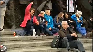 Az igazságügyi reform ellen tüntettek Varsóban