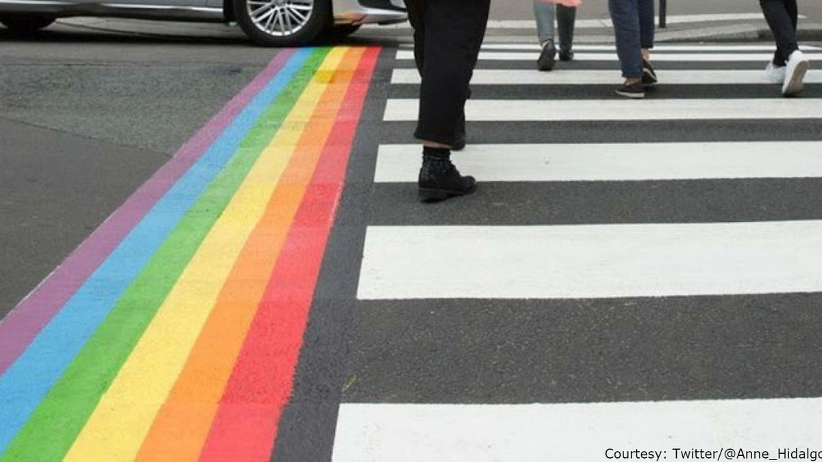 Contra homofobia, pasos peatonales arcoíris en París