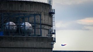 Un drone de Greenpeace s'écrase contre une centrale nucléaire