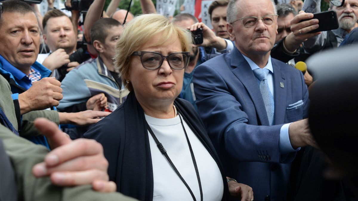 بحران سیاسی در لهستان؛ رئیس دیوان عالی حاضر به کناره‌گیری نشد