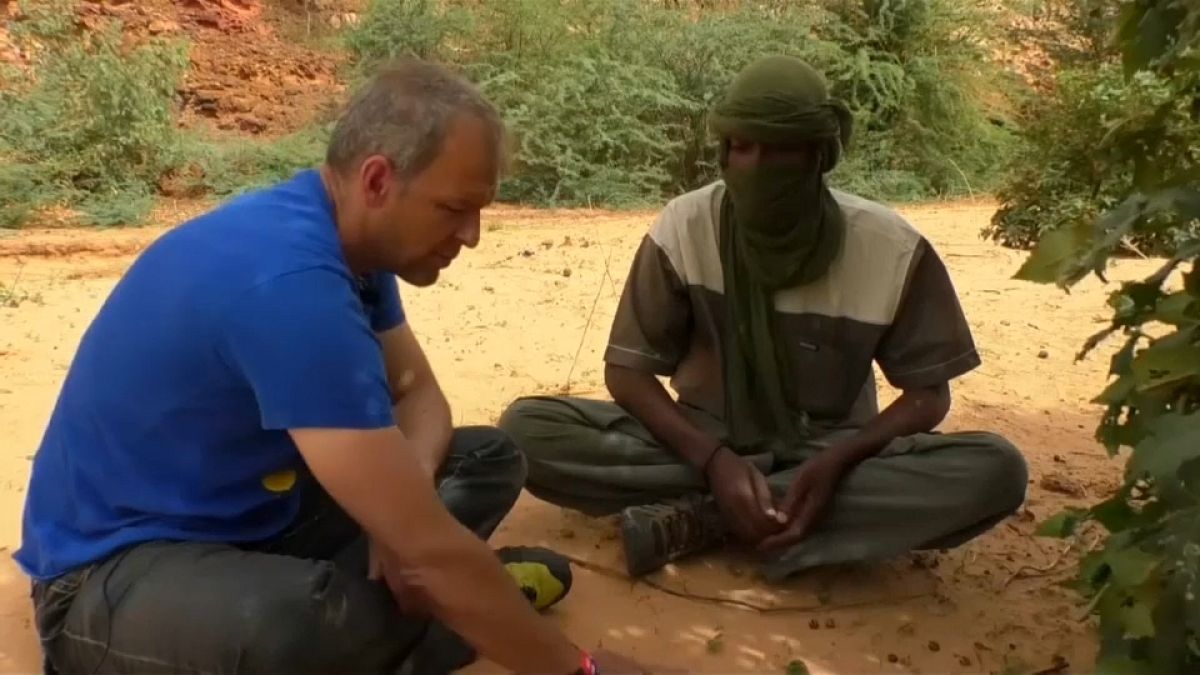 Otage française au Mali : la quête du fils