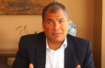 Mandato di cattura contro ex presidente Rafael Correa