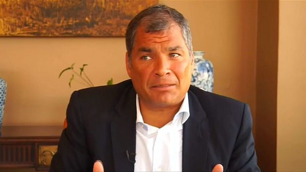 Ecuador pide el arresto y la extradición de Rafael Correa Ecuador pide el arresto y la extradición de Rafael Correa