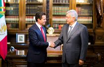López Obrador garantiza a Peña Nieto una transición "sin sobresaltos"