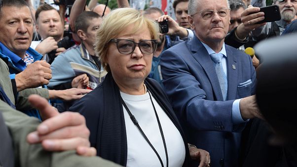 La présidente de la Cour suprême polonaise défie le pouvoir La présidente de la Cour suprême polonaise défie le pouvoir