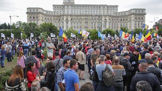 El Parlamento rumano aprueba la polémica despenalización parcial del abuso de poder
