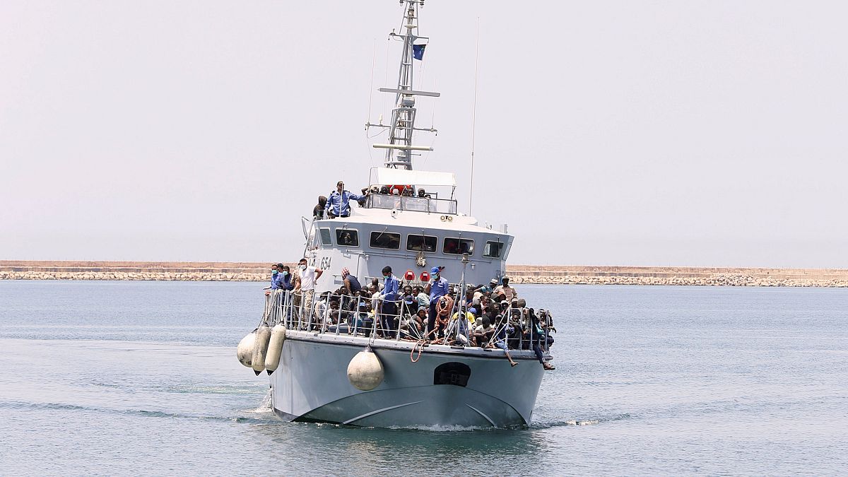 Migrantes: Líbia pede provas da ajuda de Bruxelas