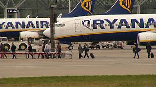 Ryanair: a pilóták és a személyzet is sztrájkol júliusban