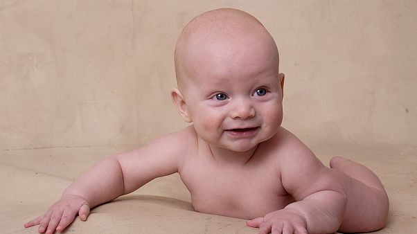 Misyonerlerin işlettiği hayır kurumunda bebek kaçakçılığı Misyonerlerin işlettiği hayır kurumunda bebek kaçakçılığı