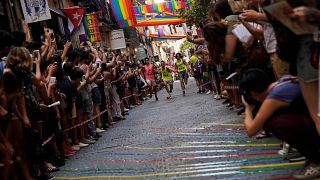 شاهد: مثليون يشاركون في سباق "الكعب العالي" في مدريد