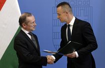 A magyar kormány kitüntette a leváltott francia nagykövetet