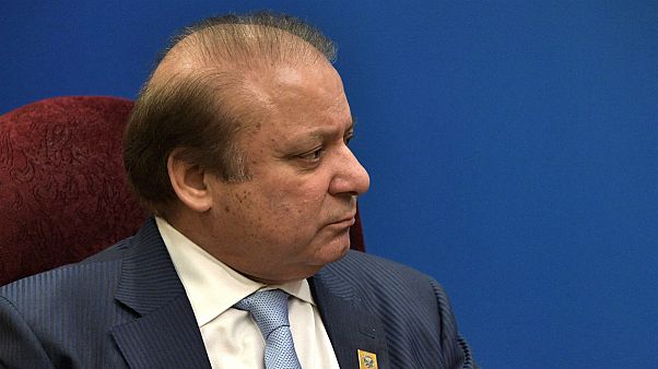 نواز شریف، نخست وزیر پیشین پاکستان به ۱۰ سال زندان محکوم شد نواز شریف، نخست وزیر پیشین پاکستان به ۱۰ سال زندان محکوم شد