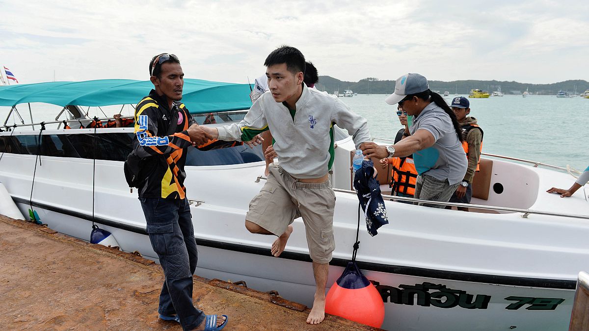 Жертвами крушения катера в Таиланде могут стать 60 человек