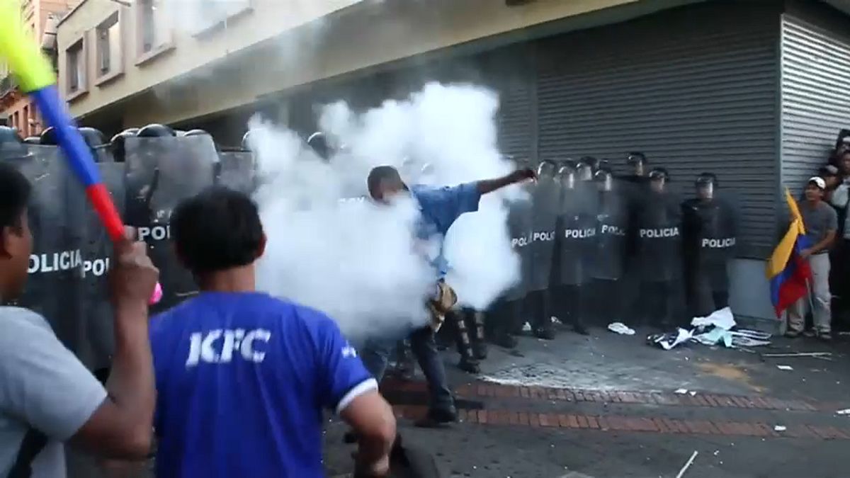 La ira de los seguidores de Correa inflama las calles de Quito