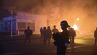 Беспорядки в Нанте: выстрел был случайным