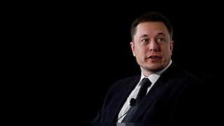 Tesla CEO'su Elon Musk'tan Tayland'da mağarada mahsur kalan çocuklara yardım