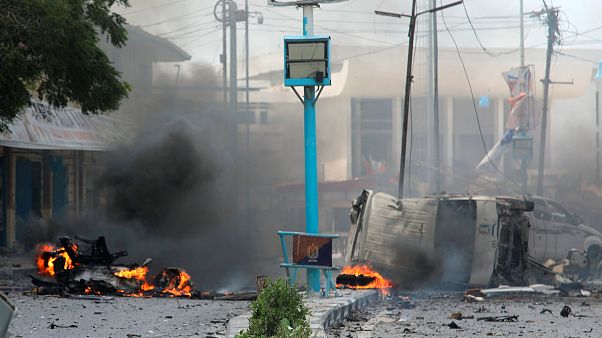 Somalia: doppio attacco a Mogadiscio Somalia: doppio attacco a Mogadiscio