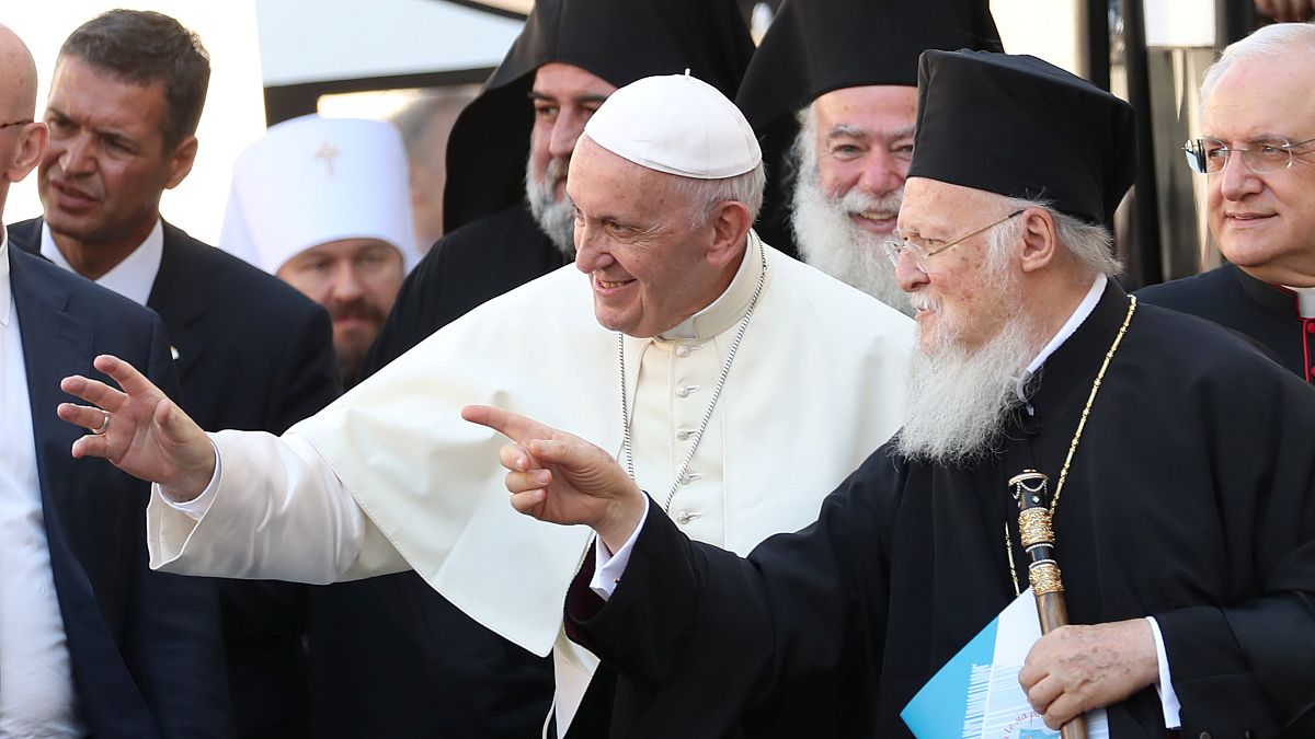البابا فرنسيس: نخشى من محو الوجود المسيحي من الشرق الأوسط 
