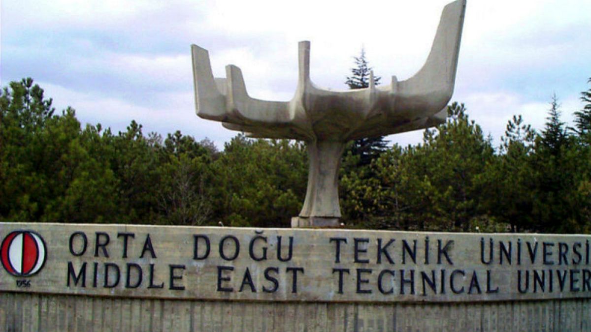 ODTÜ mezuniyet töreninin ardından Erdoğan'a hakaret iddiasıyla 3 gözaltı