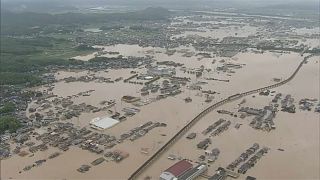 استمرار جهود الإنقاذ في اليابان بعد أعنف موجة أمطار تشهدها البلاد