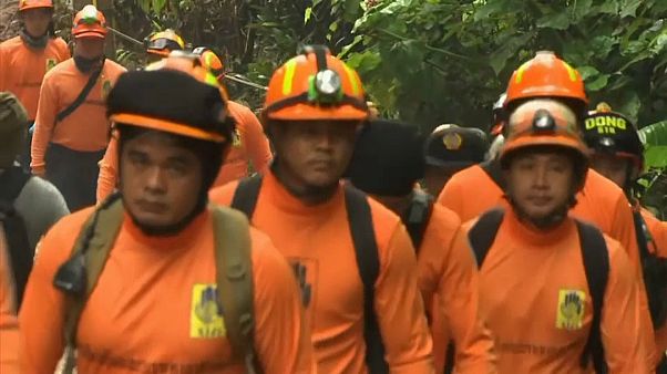 Quatro jovens já foram libertados da gruta na Tailândia Quatro jovens já foram libertados da gruta na Tailândia