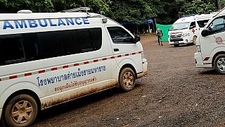 Tayland'da mağarada mahsur kalan çocuklardan dördü çıkarıldı