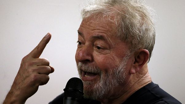 Lula seguirá en prisión tras el embrollo judicial por su liberación Lula seguirá en prisión tras el embrollo judicial por su liberación