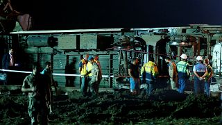  24 قتيلا جراء خروج قطار عن القضبان في تركيا