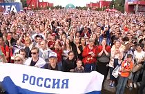 Seleção russa recebida em apoteose