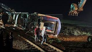 Τουρκία: Πολύνεκρο σιδηροδρομικό δυστύχημα