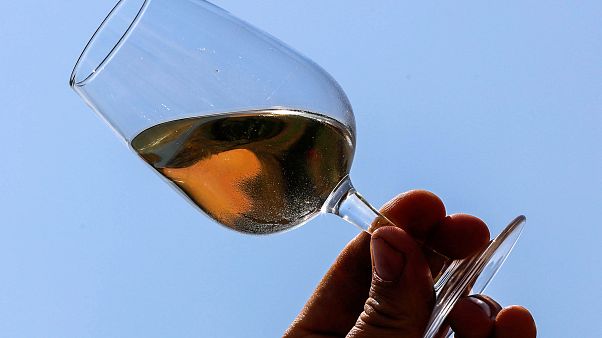 Ισπανικό ροζέ κρασί πουλιέται για... γαλλικό! Ισπανικό ροζέ κρασί πουλιέται για... γαλλικό!