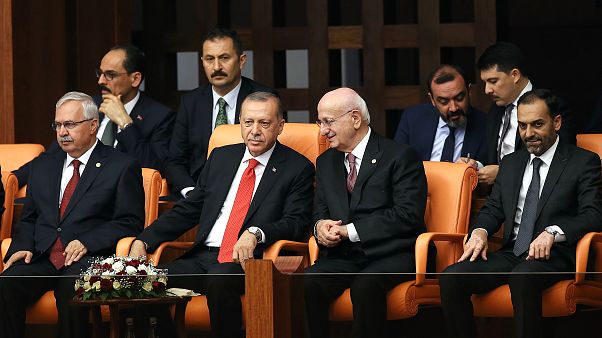 Yeni kabinede bakan olması beklenen isimler kimler? Yeni kabinede bakan olması beklenen isimler kimler?