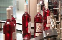 Rosé espanhol vendido como vinho francês