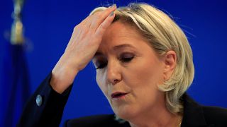 Francia, blocco dei fondi di 2 milioni di euro al partito di Le Pen