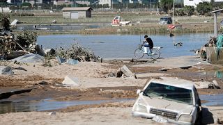 اليابان تؤجل قمة مع الاتحاد الأوروبي إثر تعرضها لفيضانات جارفة