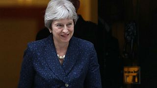 Trotz Rücktritten: May bleibt bei ihrem Brexit-Plan