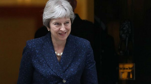 Trotz Rücktritten: May bleibt bei ihrem Brexit-Plan Trotz Rücktritten: May bleibt bei ihrem Brexit-Plan