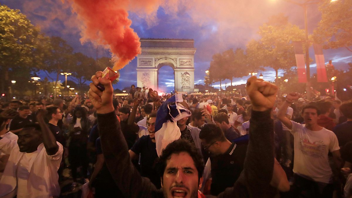 Francia in festa per la vittoria dei Bleus