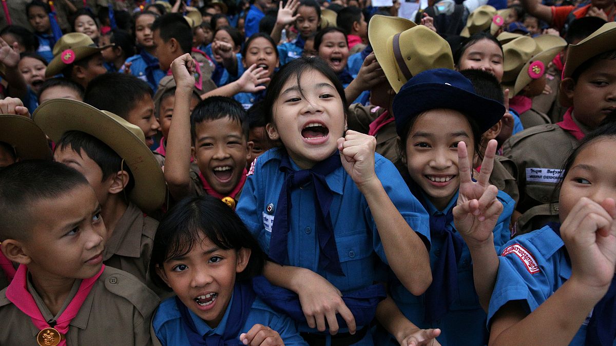 Öröm és megkönnyebbülés - mindenki kiszabadult a thaiföldi barlangból 