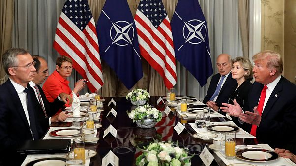 NATO Zirvesi'nde gerginlik: Trump üyeleri hedef aldı NATO Zirvesi'nde gerginlik: Trump üyeleri hedef aldı