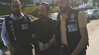  ترکیه؛ عدنان اکتار مبلغ و مجری تلویزیون دستگیر شد